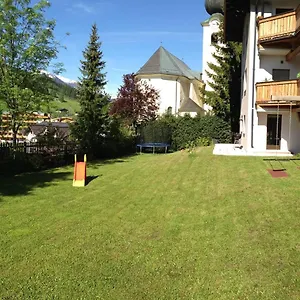 https://haus-willibald.saalbachhinterglemmhotels.com